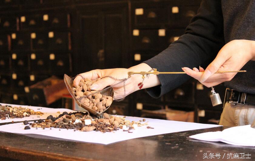 中医说癌症化疗背后的真相,癌症患者是化疗好还是中医调理好