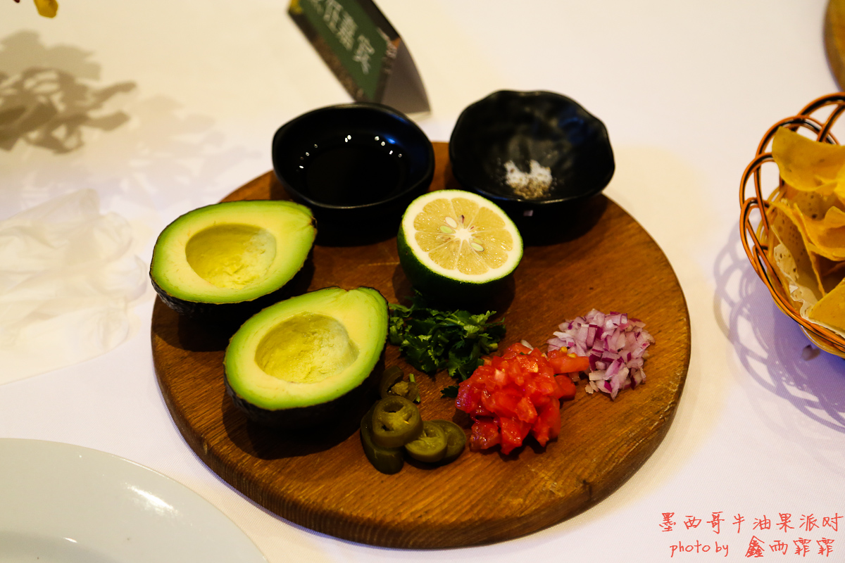 牛油果怎么挑选才是正确的,怎么挑选牛油果最好吃