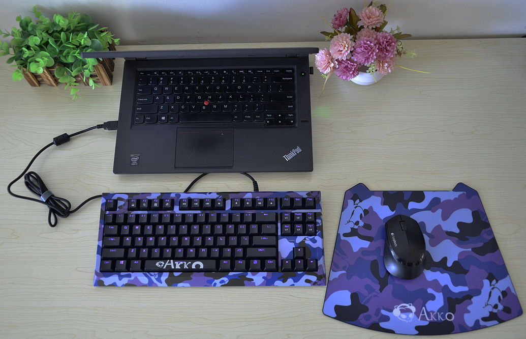 艾酷金粉轴机械键盘,艾酷机械键盘哪个好