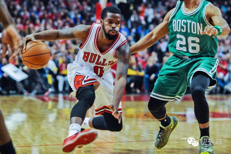 火箭22连胜火箭vs湖人,火箭22连胜姚明打了多少场