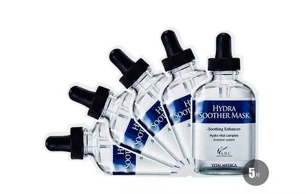 女性表示：泉立方洗衣片和水光cc，后者是必备！