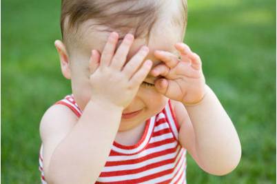 宝宝半夜突然大哭打挺哄不好,宝宝半夜哭闹打挺怎么办