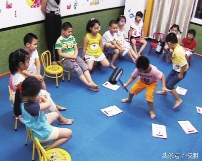 教师如何管理纪律混乱的课堂,低年级课堂纪律差如何整治