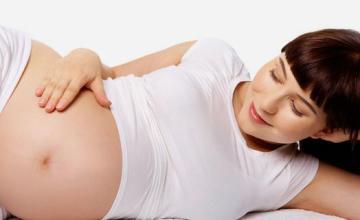 羊水破了平躺还是侧卧好,羊水破vs尿频该如何区分