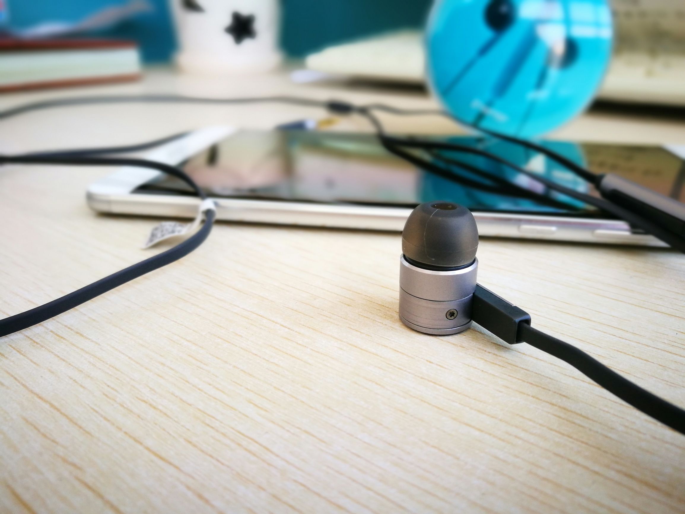 华为荣耀引擎耳机2好吗,荣耀引擎耳机二代物理调音