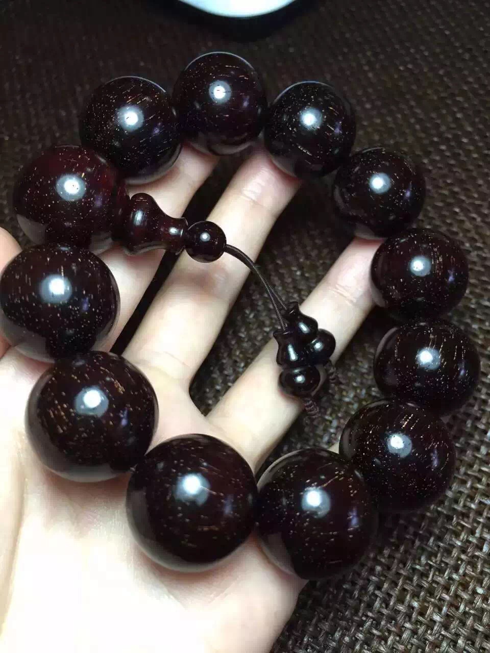 爱它，记得“戴套”对爱人要负责任，对文玩也是如此