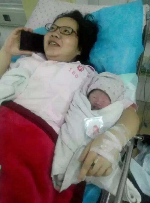 摄影大赛无影灯下的娘子军，无论白天、黑夜，她们与这里结下不解之缘！（作品展示102期）