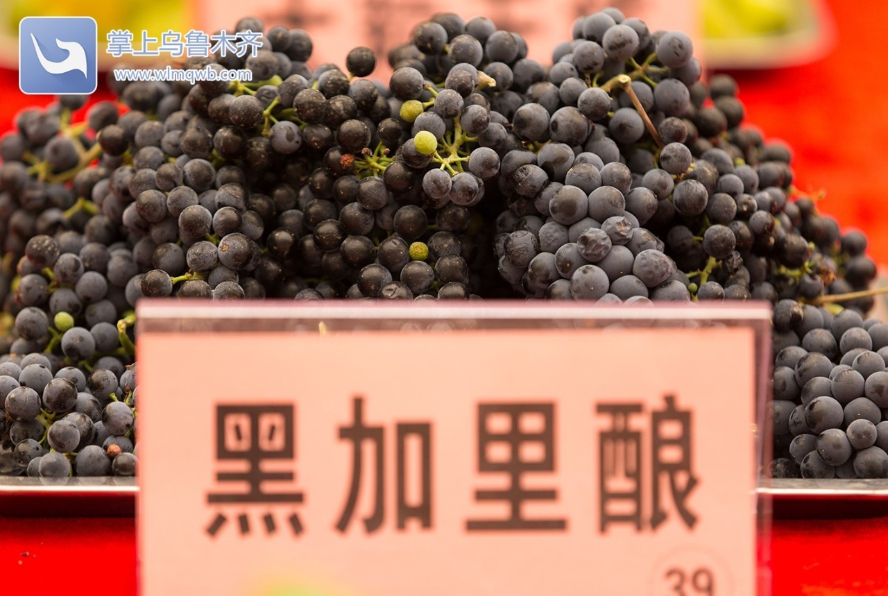 自带花香味的葡萄你吃过吗,吃葡萄不吐葡萄皮的葡萄怎么挑