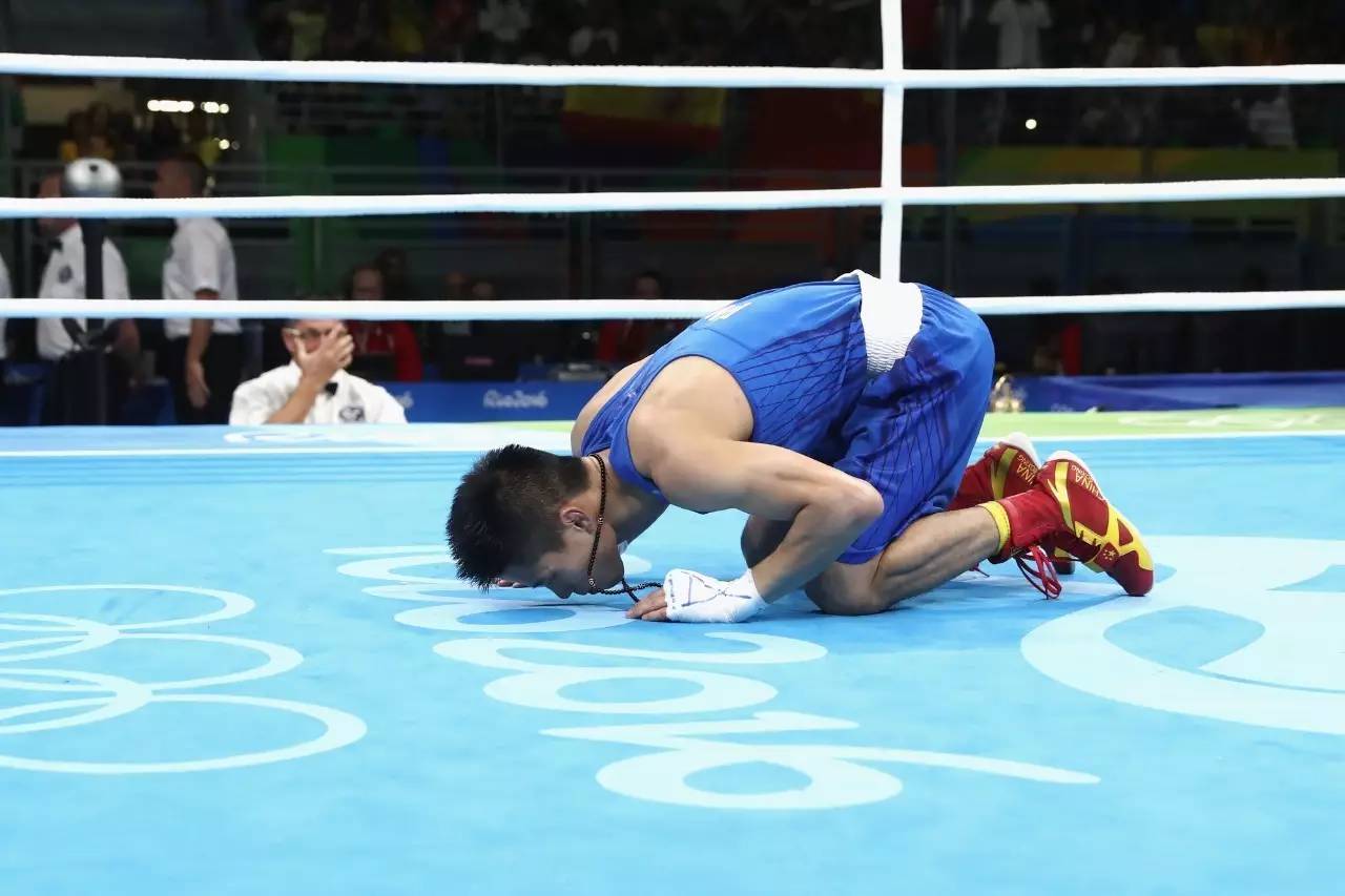 暖奥运|轻轻的一个“奥运之吻”已经打动我的心