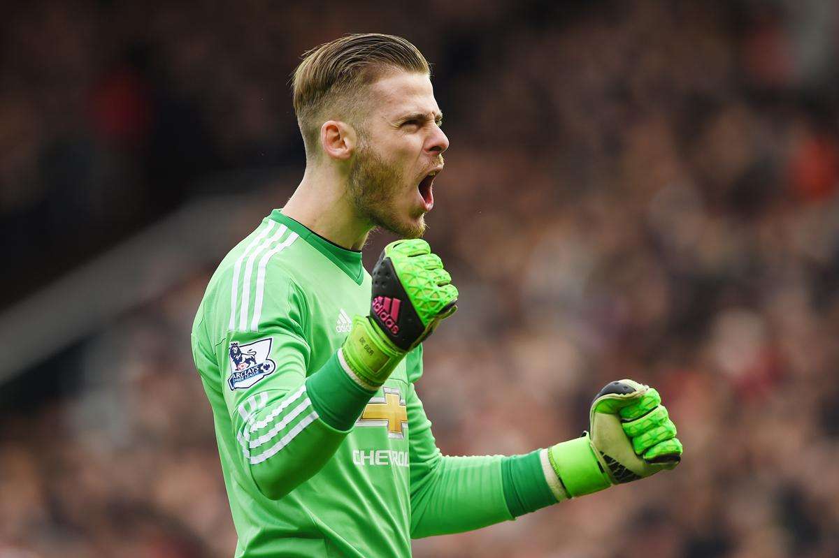 你认为当今足坛哪些球员堪称全能,世界现任十大门将排行榜