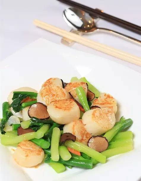 各大酒楼中秋订餐火爆,聚会美食推荐餐厅大包房