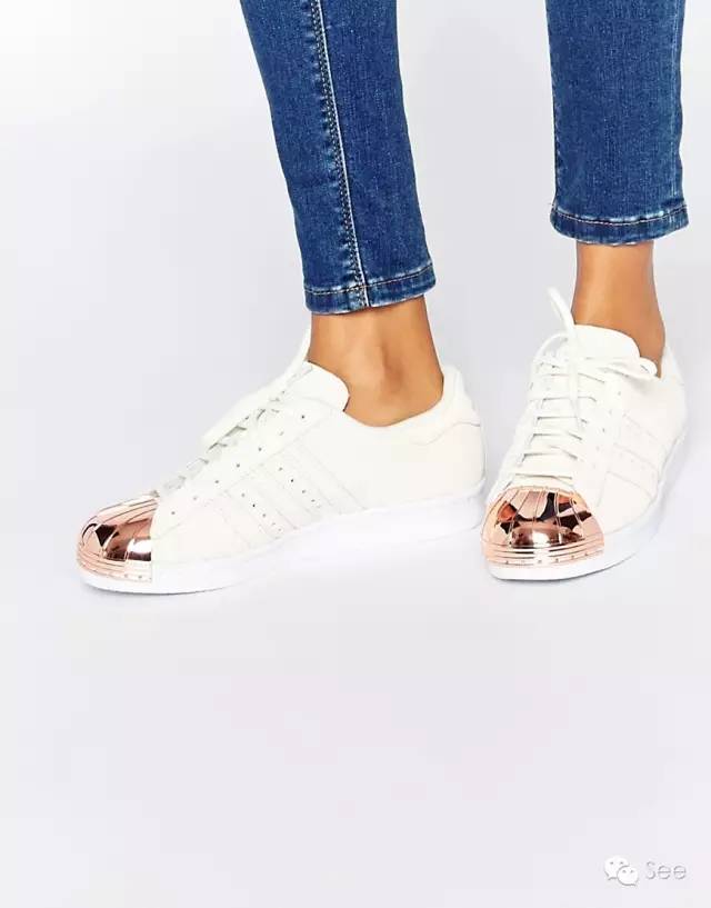 小众不撞款，秋天小白鞋从这10双里挑！