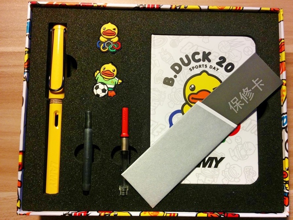 lamysafari钢笔,lamy钢笔小黄人限量款