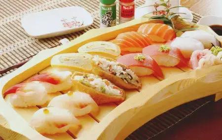 大撸伤身，小“日”怡情，10发霸都日式小食现已上线！