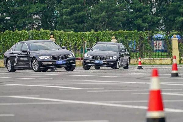 全新bmw7系碳黑,全新bmw7系评测