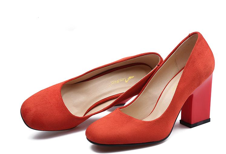 一直都喜欢平底鞋带来的安稳,愿穿平底鞋的日子能够安稳些