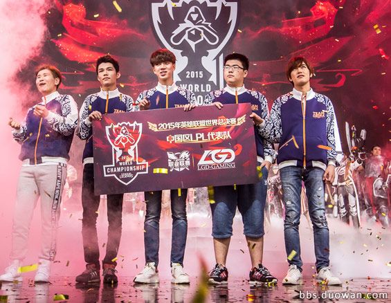 一个热爱LOL比赛的普通观众致敬LPL：谷底的攀登