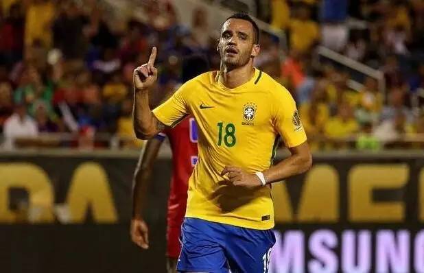 巴西队奥古斯托,巴西队8号弗雷德