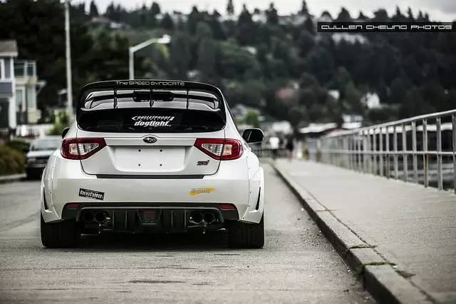 topsecret改装,国外翻新斯巴鲁翼豹sti