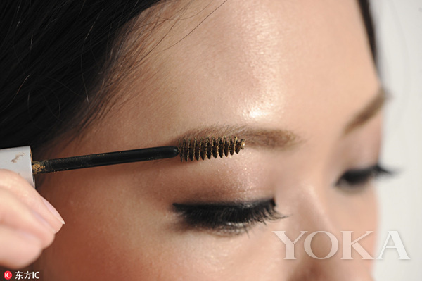 时装周华丽造型,时装周妆容视频