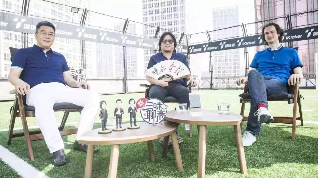 足球世界快来领取你的专属球员,足球世界邀请新人