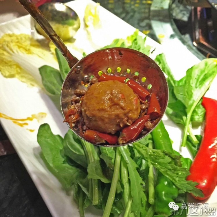 网友说|嘉兴最近大牌火锅店这么多，我就排到辣府这一家~