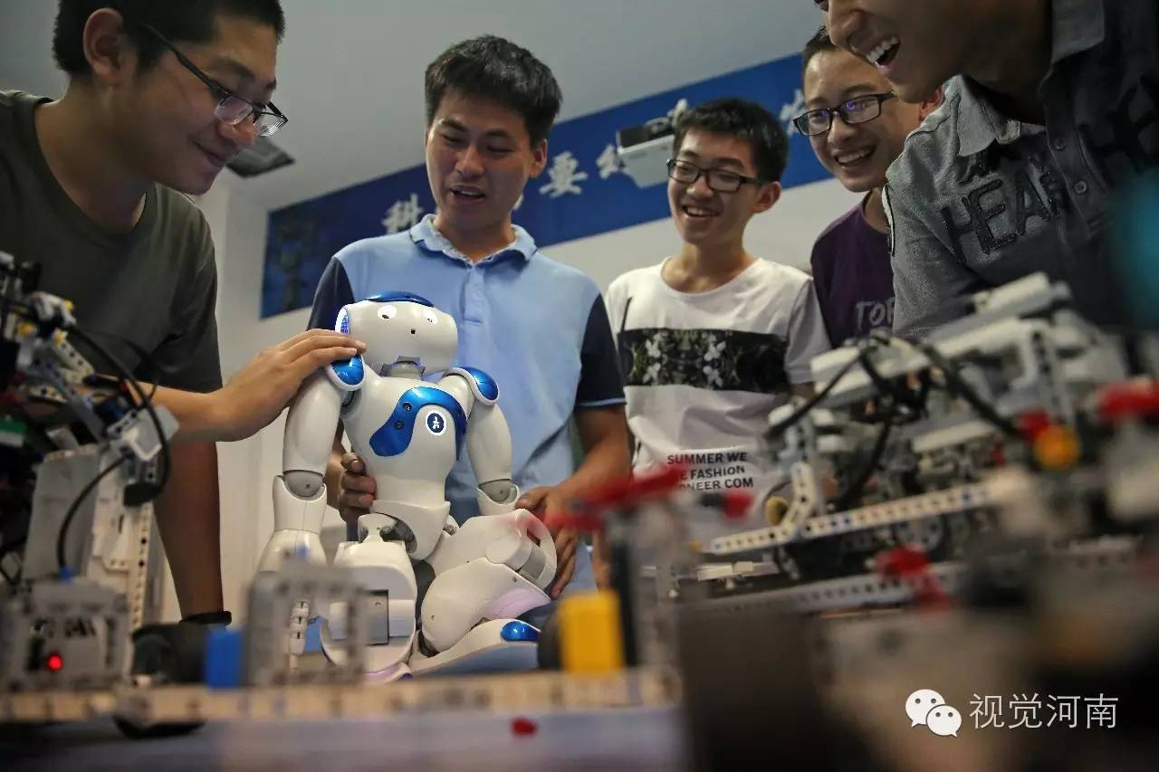 玩转机器人的杜老师