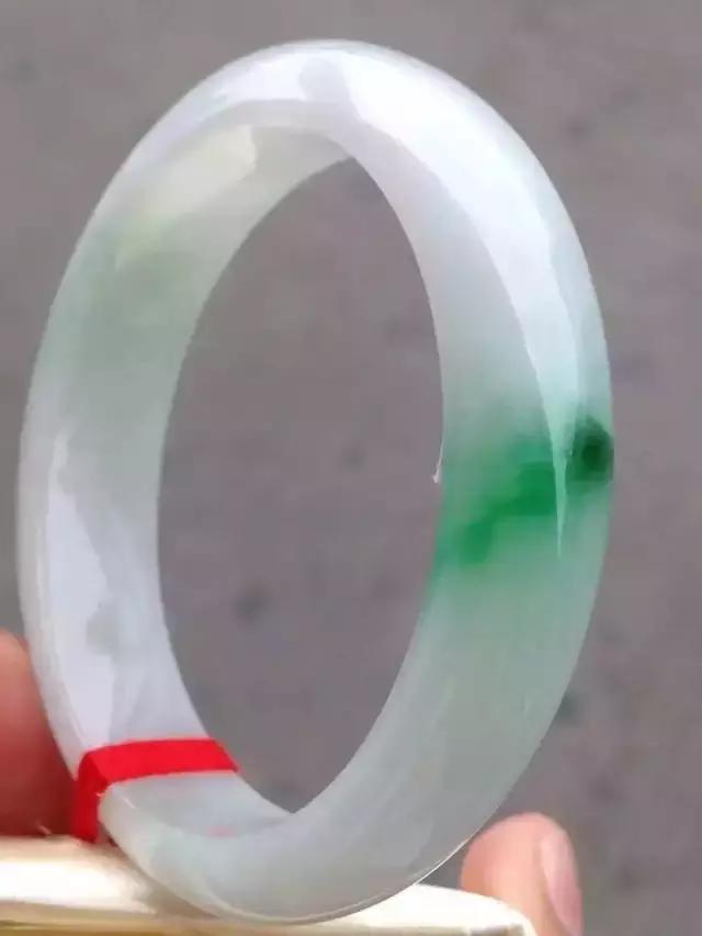 翡翠微商开场白话术,翡翠微商营销技巧