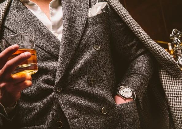 时刻美手表表带怎么调节松紧,手表表带注意事项