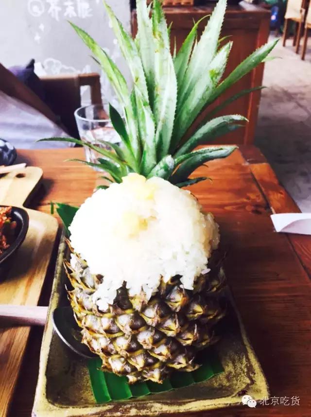 开豪车到处吃饭,开豪车苍蝇馆子