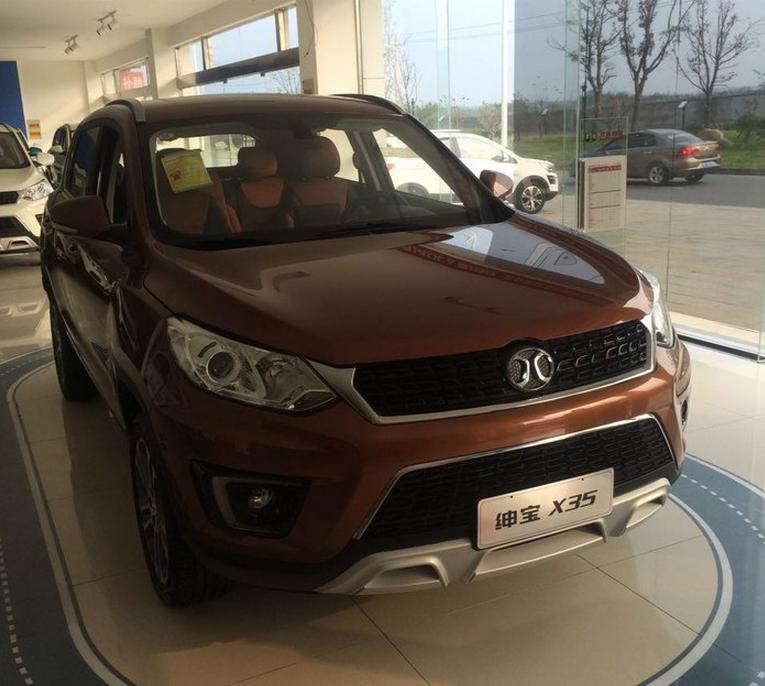 绅宝x35有雾灯吗,绅宝x35没有远光和近光