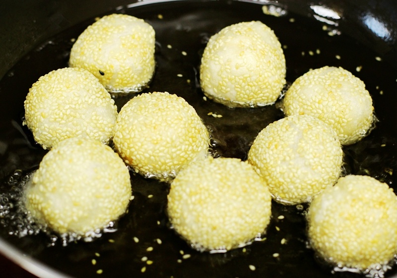 再也不用排队买胡辣汤了,再也不用排队买鸡排了视频