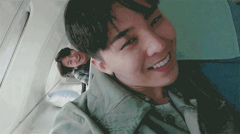 ysl气垫为什么有一个凹坑,爬不出的坑