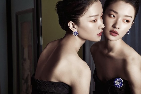 其实美不美不重要只要心灵美就行,人美不美不在于外表内心美才是美