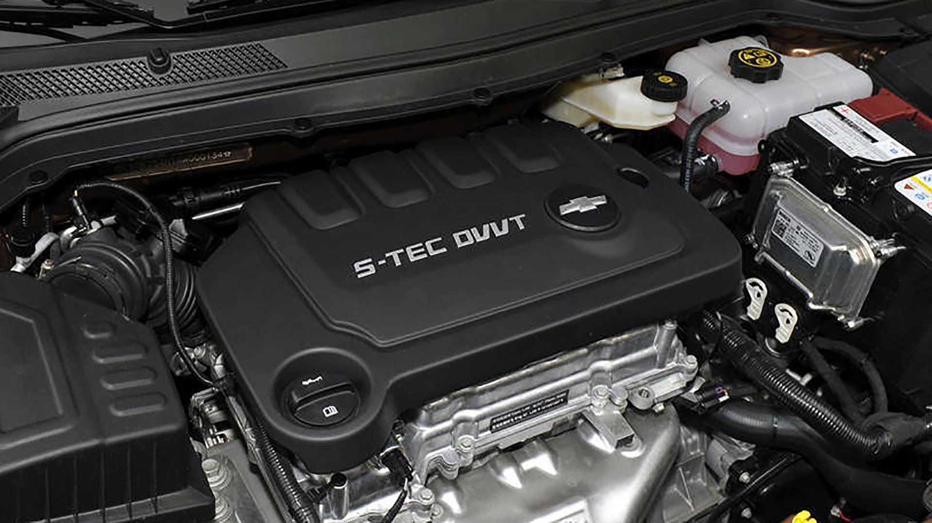 雪佛兰科沃兹2021款试驾1.0落地价,沉浸式体验雪佛兰科沃兹2019款