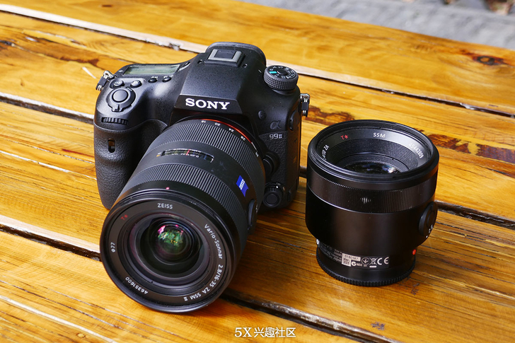 索尼a99与a99ii对比,索尼a99ii如今怎样