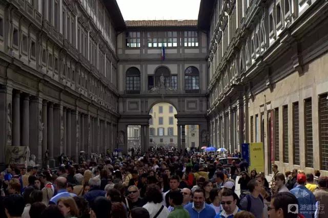 远方除了诗，还有人人人人人人