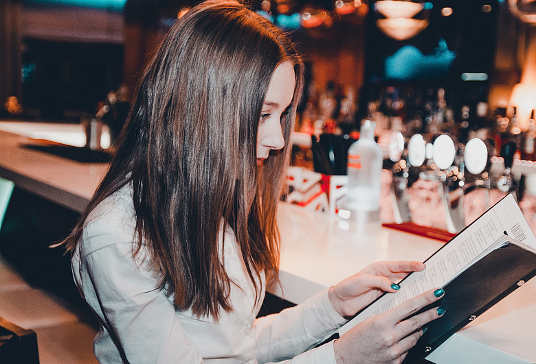 更年期雌激素替代疗法4年了,更年期综合症激素替代疗法