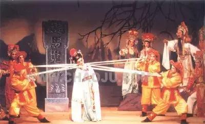 杨贵妃死在马嵬坡是哪一集,马嵬坡兵变杨贵妃之死排序