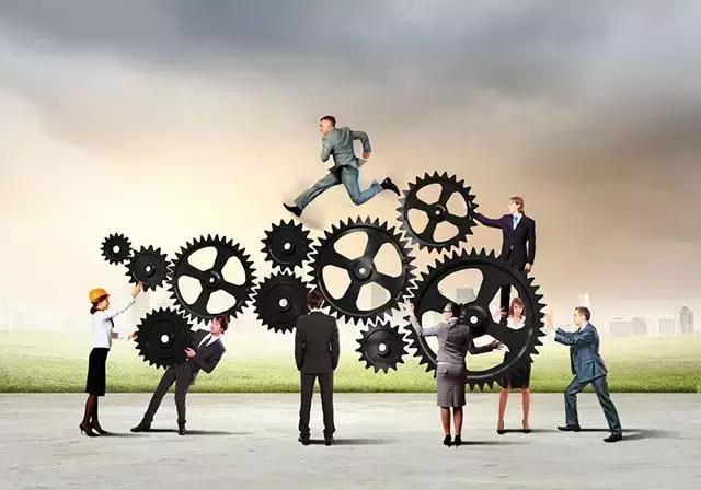 从濒临倒闭到开店500家,从火锅一哥到神话破灭