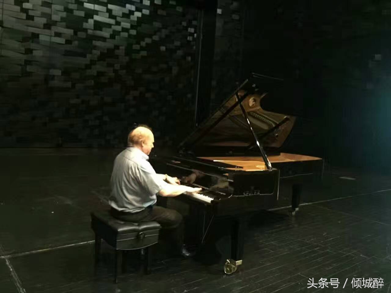 德国著名钢琴家Scheps教授莅临华韵琴行