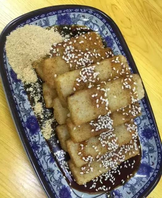 生活在乡间是幸福,生活在忙忙碌碌中也是一种快乐