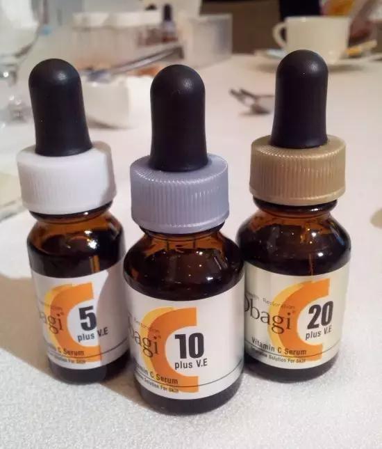 noreva美白精华和topix美白精华,卡尼尔美白精华和欧诗漫美白精华