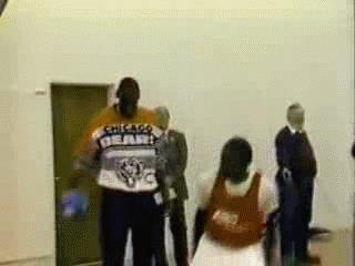 飞人乔丹个子多高,飞人乔丹逆天后仰极限身体素质