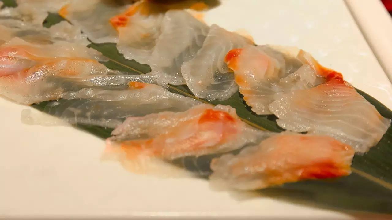 连大螃蟹都不限量！想吃多少吃多少！给这家自助餐厅跪了！