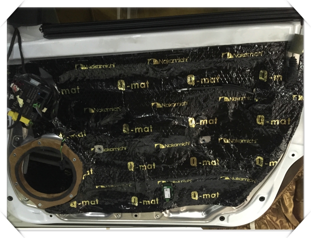 奔驰c200和奥迪a7选哪个,奔驰c200和迈腾v6