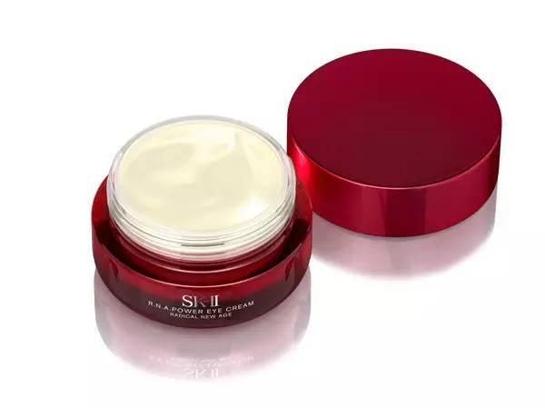 当我发现眼角有细纹的时候,眼角的细纹才是最美的