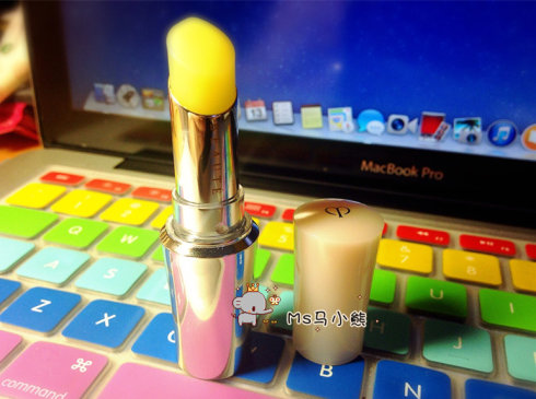 哪款唇膏润唇效果好,凡士林润唇补水唇膏