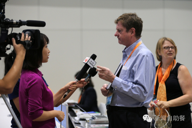 g20杭州峰会车队抵达主会场视频,g20杭州峰会文艺晚会各国元首入场