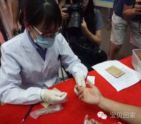 为他人开一朵花诗朗诵,为他人开一朵绚烂的花